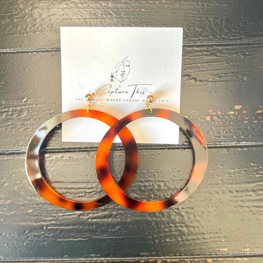 Clip on-Tortoise  Shell Hoops